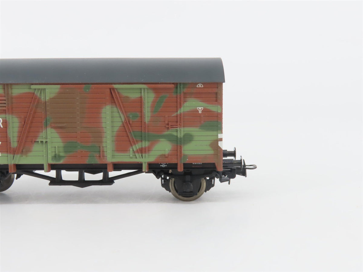 HO Liliput L225393 DR Deutsche Reichsbahn WWII Camouflaged Covered Goods Wagon