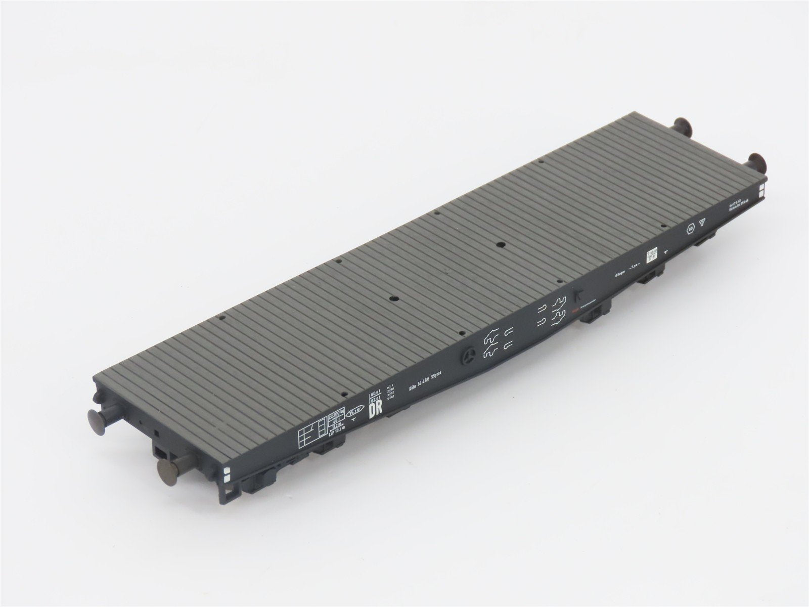 HO Liliput L240023 DR Deutsche Reichsbahn Flat Cars w/ Military Tanks Set of 4