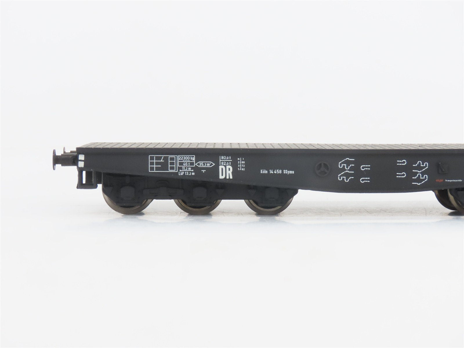 HO Liliput L240023 DR Deutsche Reichsbahn Flat Cars w/ Military Tanks Set of 4
