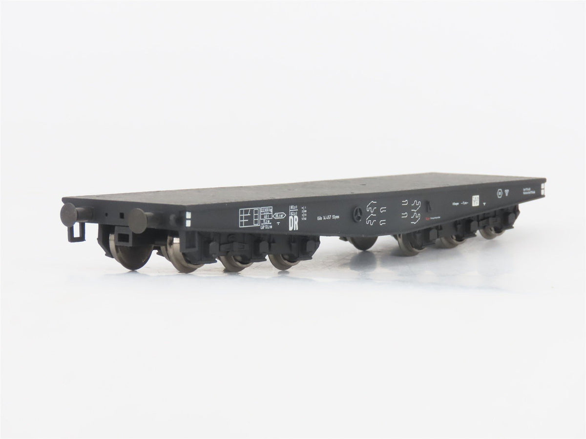 HO Liliput L240023 DR Deutsche Reichsbahn Flat Cars w/ Military Tanks Set of 4