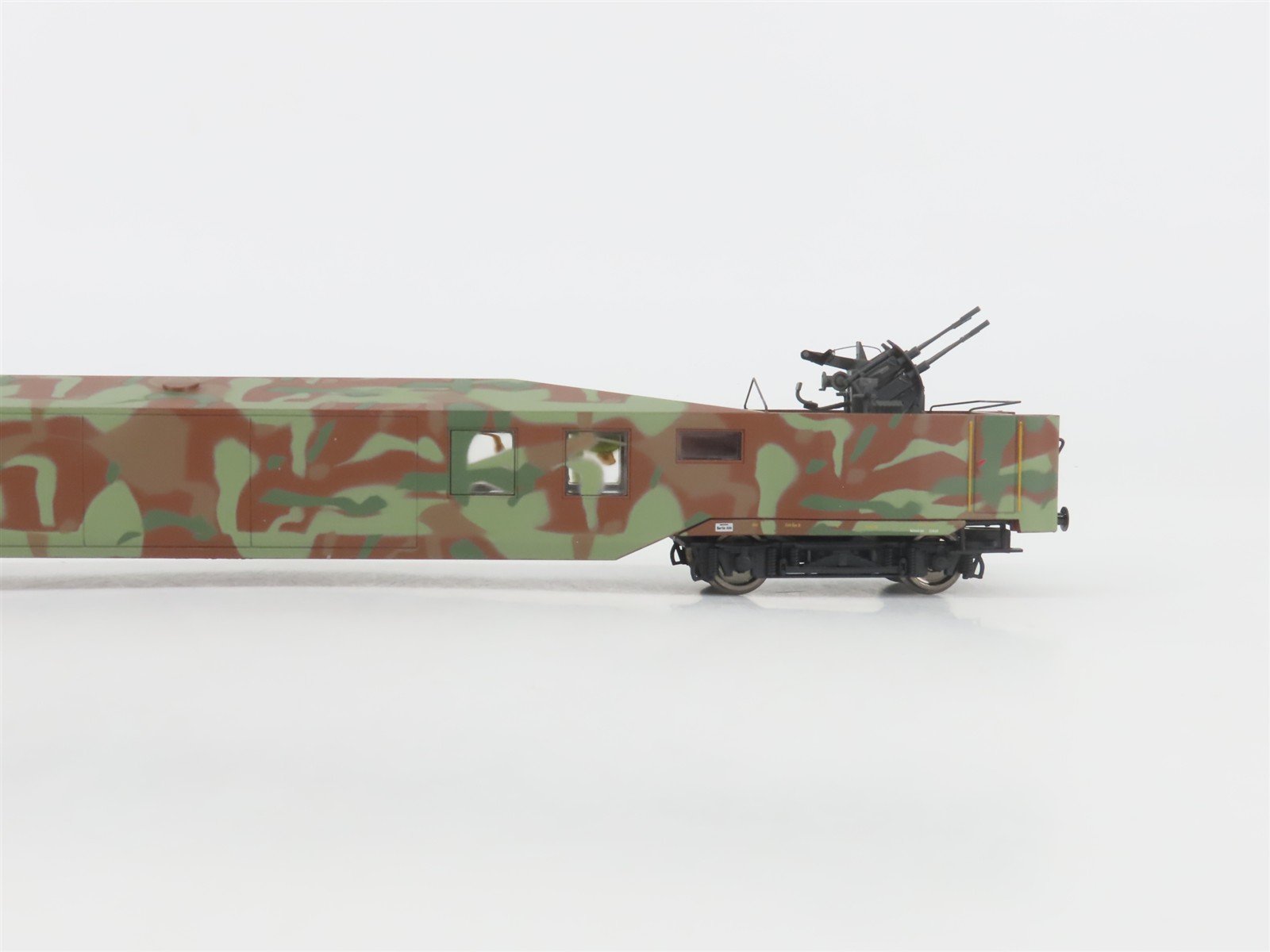 HO Scale Liliput L336615 DR Deutsche Reichsbahn WWII Flakwagen Anti-Aircraft Car