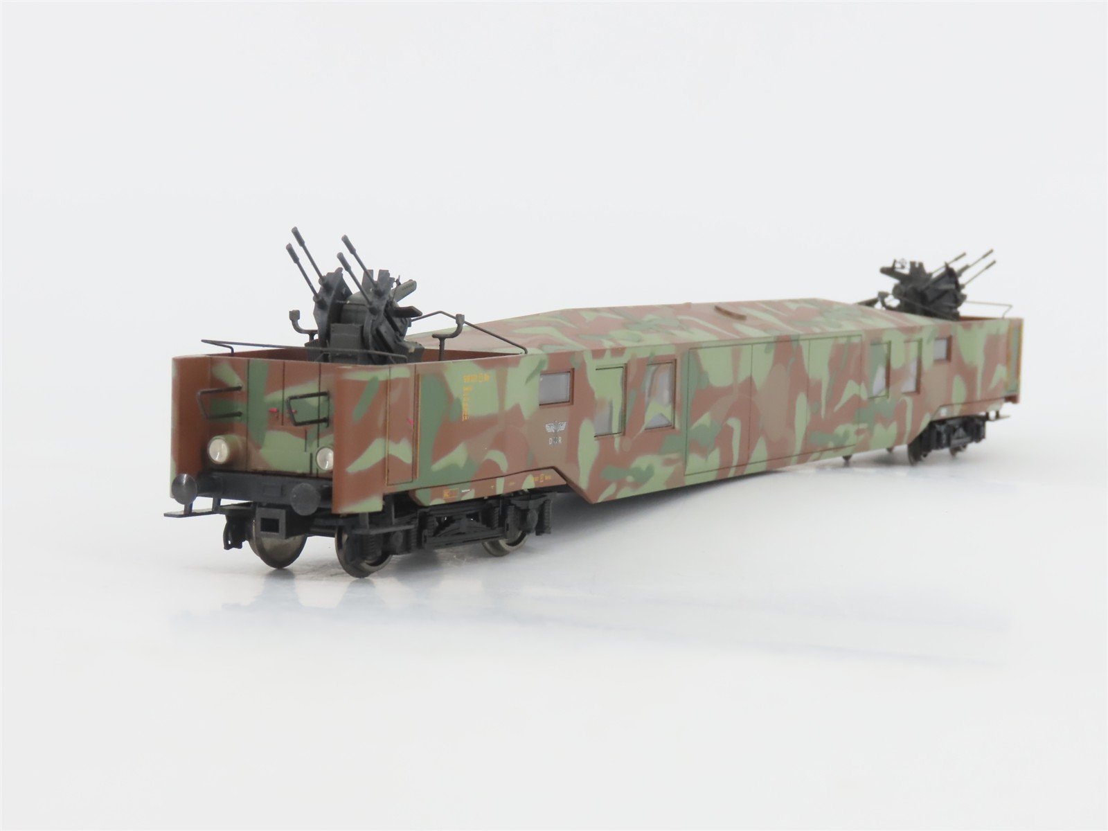 HO Scale Liliput L336615 DR Deutsche Reichsbahn WWII Flakwagen Anti-Aircraft Car