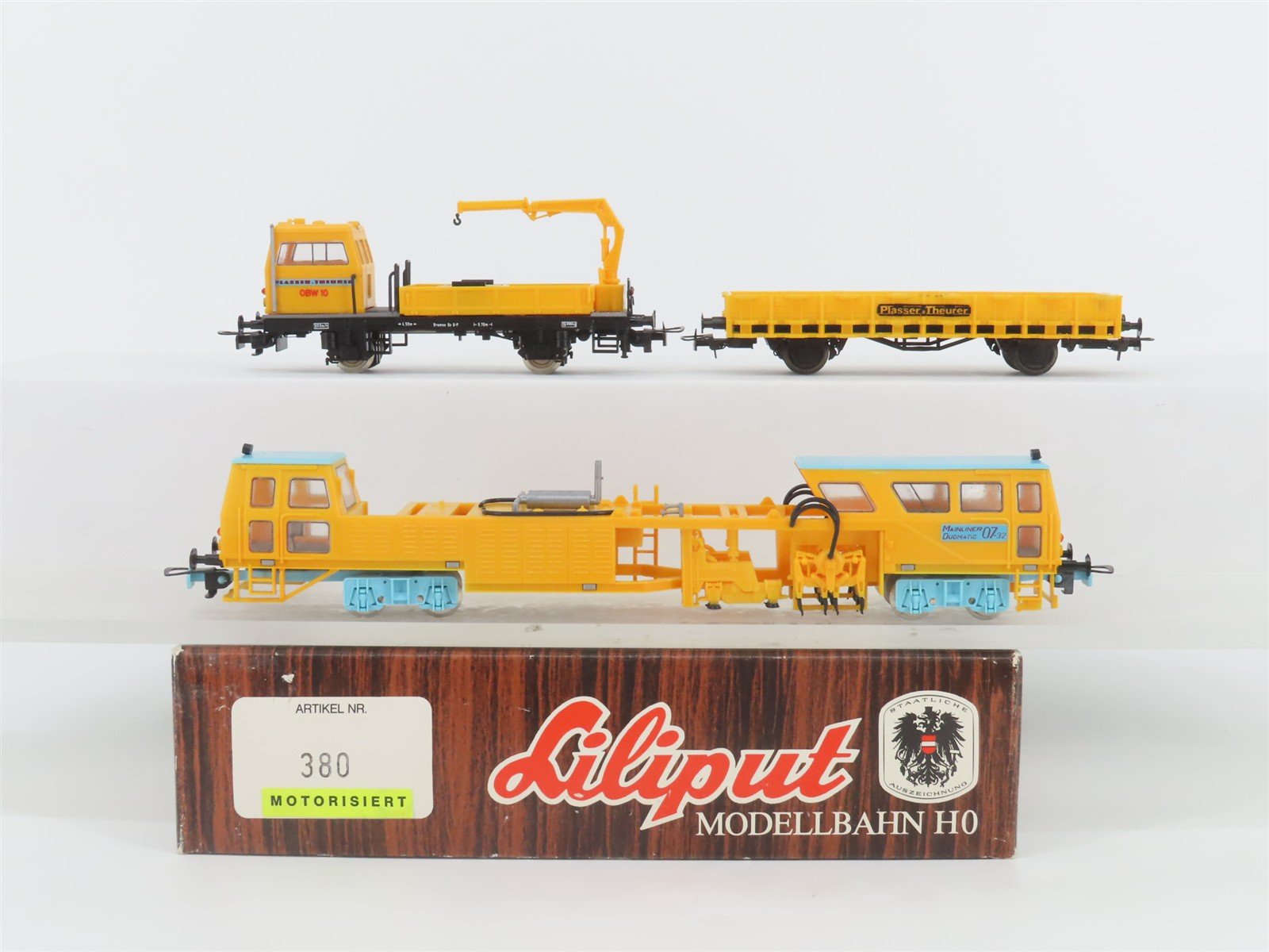 HO Scale Liliput 380 Plasser-Theurer Track Construction Set of 3 - Motorized