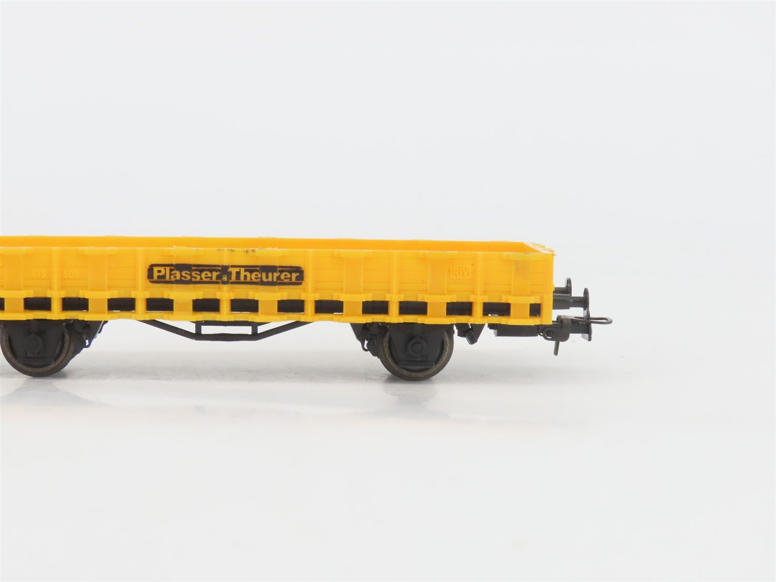 HO Scale Liliput 380 Plasser-Theurer Track Construction Set of 3 - Motorized