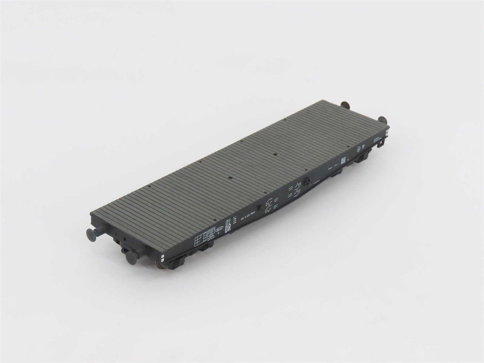 HO Liliput L240003 DR Deutsche Reichsbahn Flat Cars w/ Tiger Tanks Set of 4