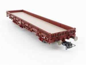 HO Scale Roco Minitanks 825 Flat Car w/ 3 Military Vehicles