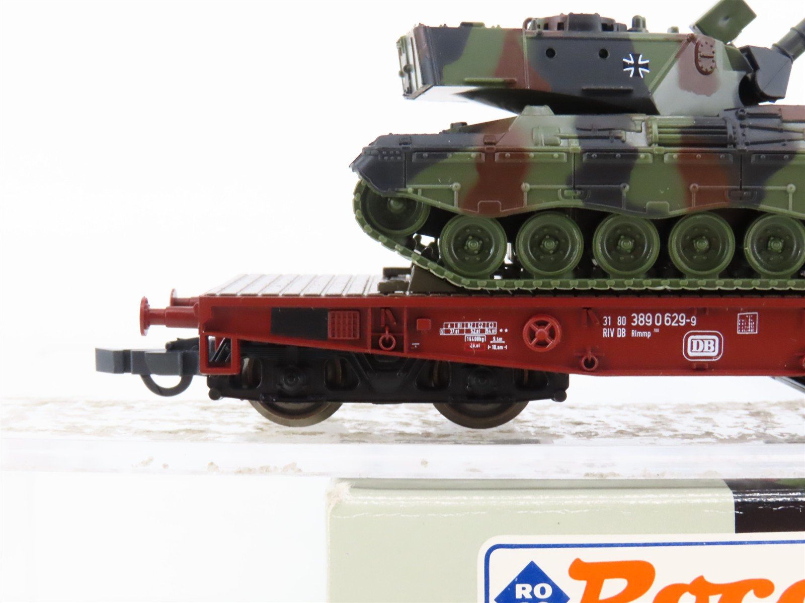 HO Scale Roco Minitanks 813 DB Deutsche Bahn Flat Car w/ Military