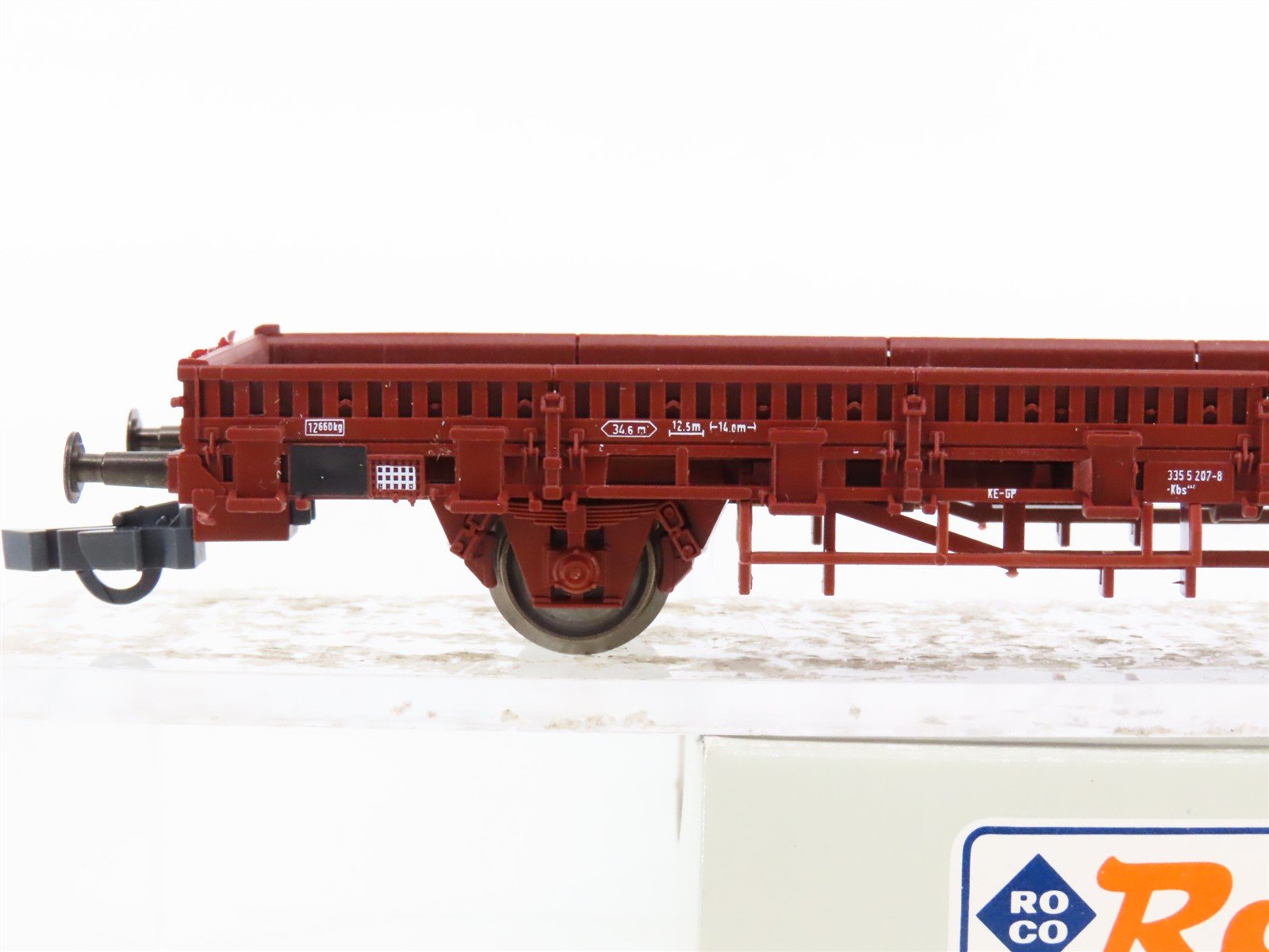 HO Scale Roco Minitanks 809 Kbs Flat Car w/ Military Vehicle