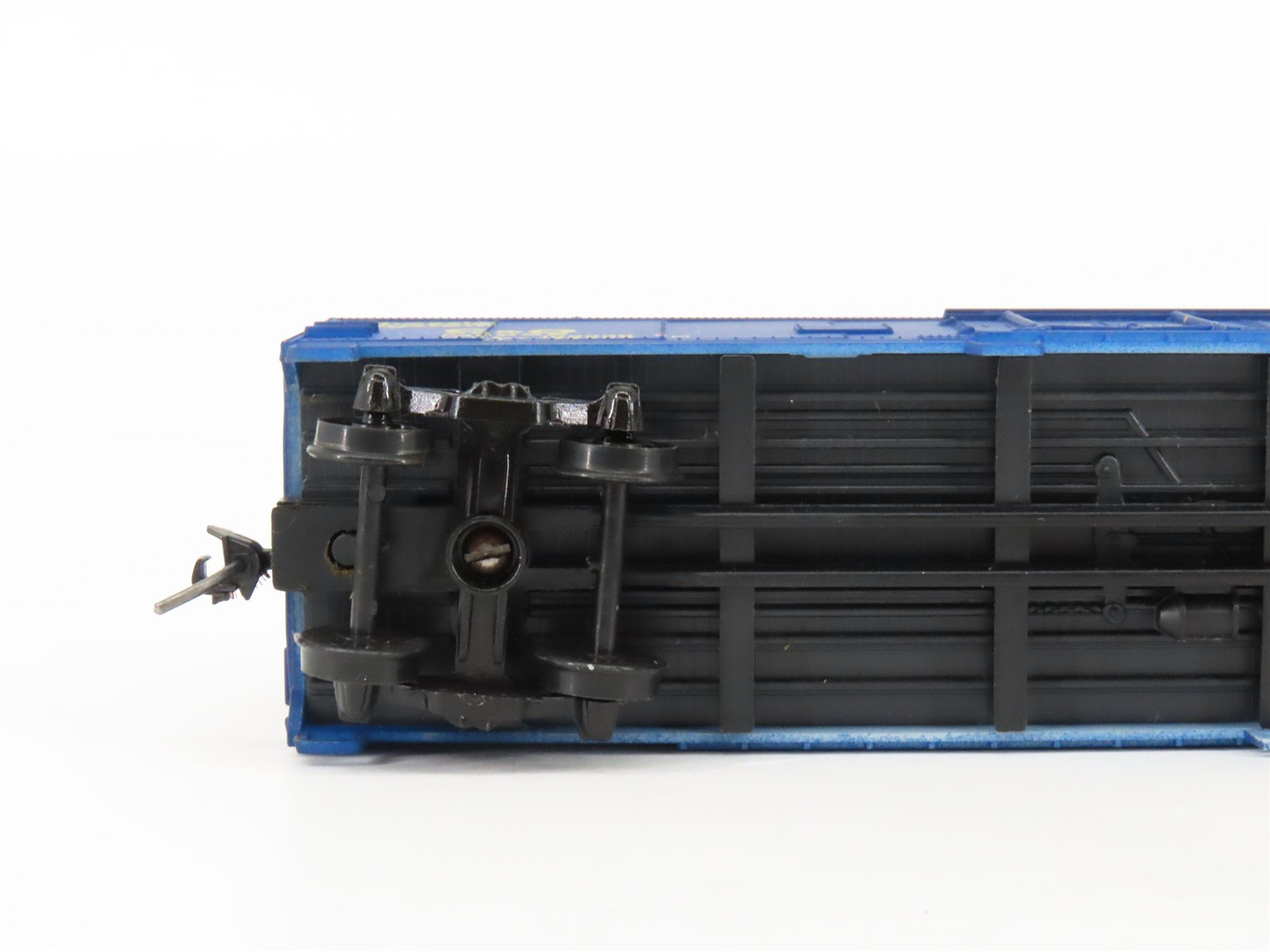 HO Scale Train Miniature 3218 C&O Chessie System 40' Plug Door Box Car #23829