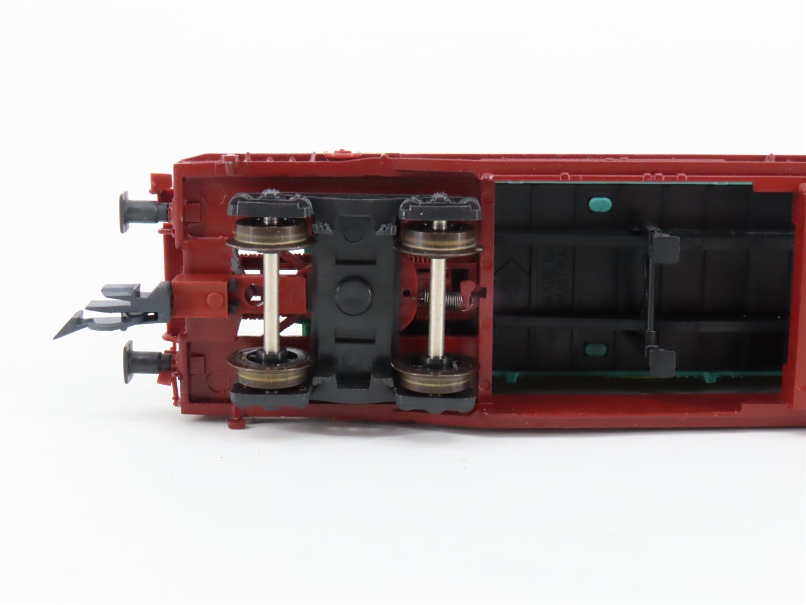 HO Scale Roco 44311G DB Deutsche Bahn Well Flat Car w/ Schenker Trailer