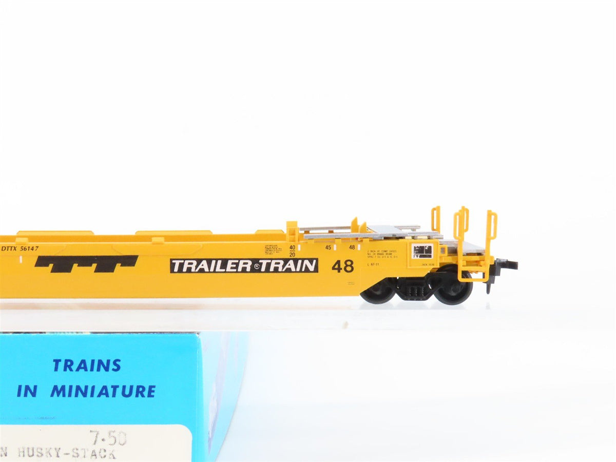 HO Scale Athearn 5901 DTTX Trailer Train Husky-Stack Well Car #56147