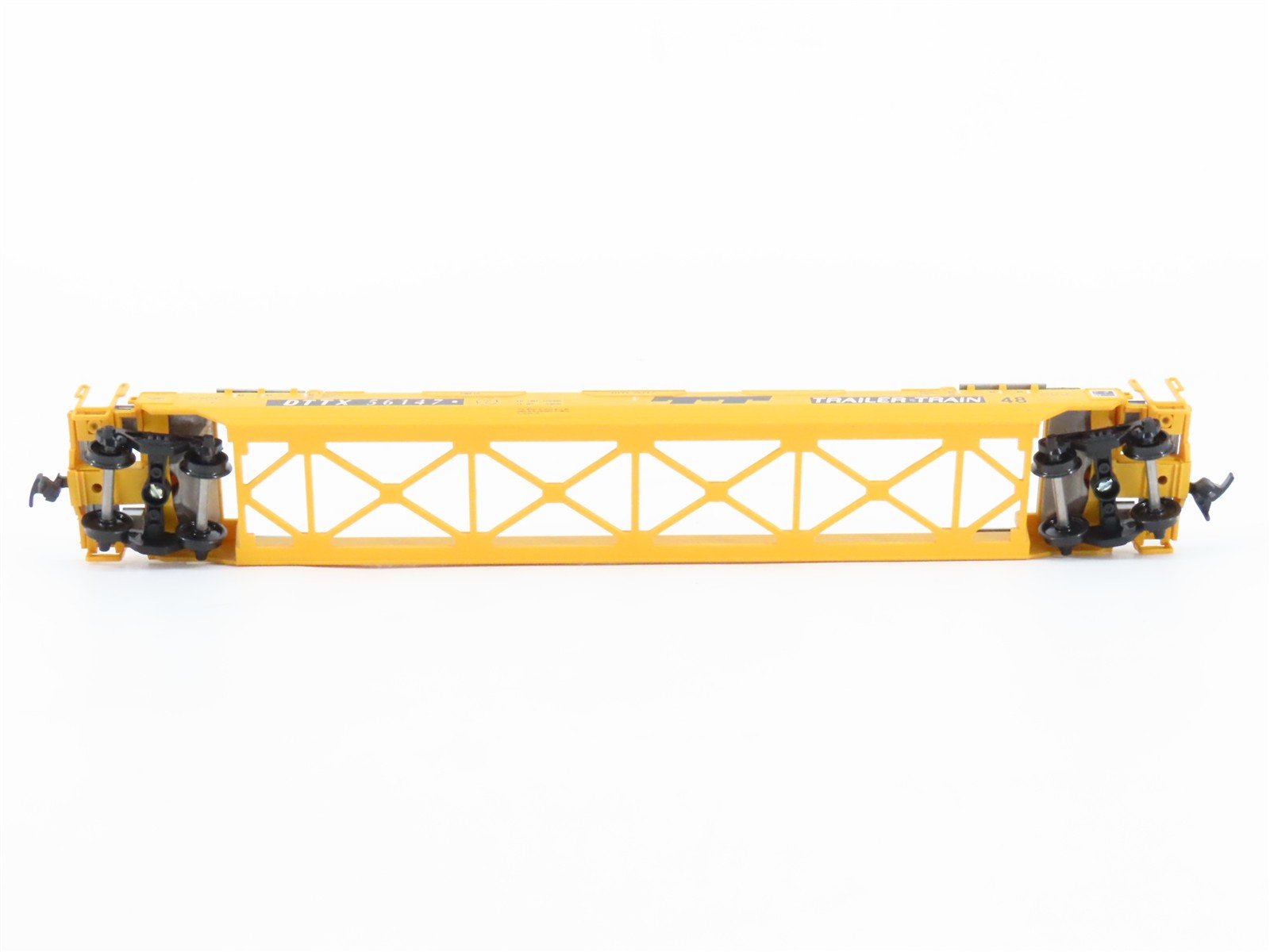 HO Scale Athearn 5901 DTTX Trailer Train Husky-Stack Well Car #56147
