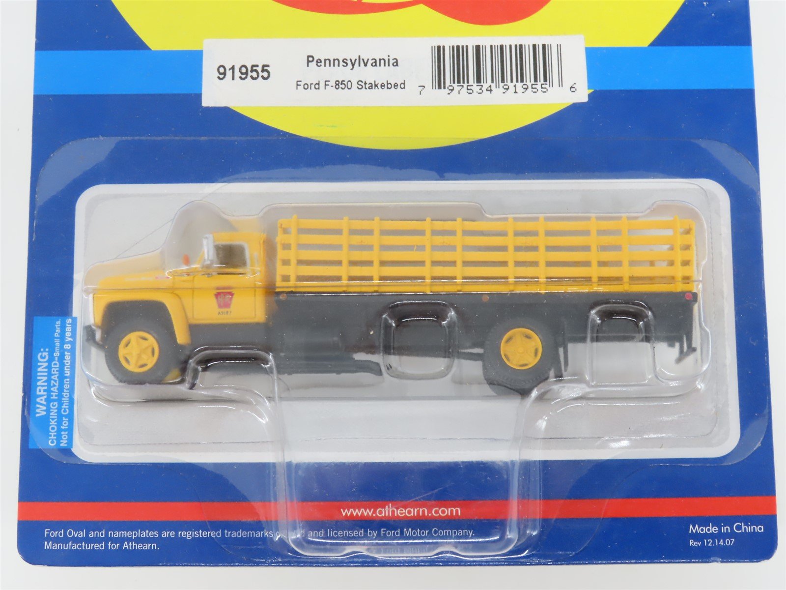 HO Scale Athearn 91955 Pennsylvania Ford F-850 Stackbed Truck