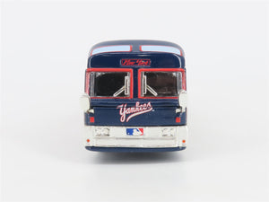 HO 1/64 Scale White Rose Die-Cast Ballpark Series New York Yankees Bus