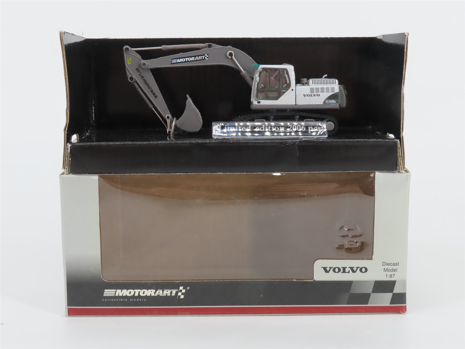 HO 1/87 Scale MotorArt 13340 Die-Cast MotorArt Volvo EC240BLC Excavator