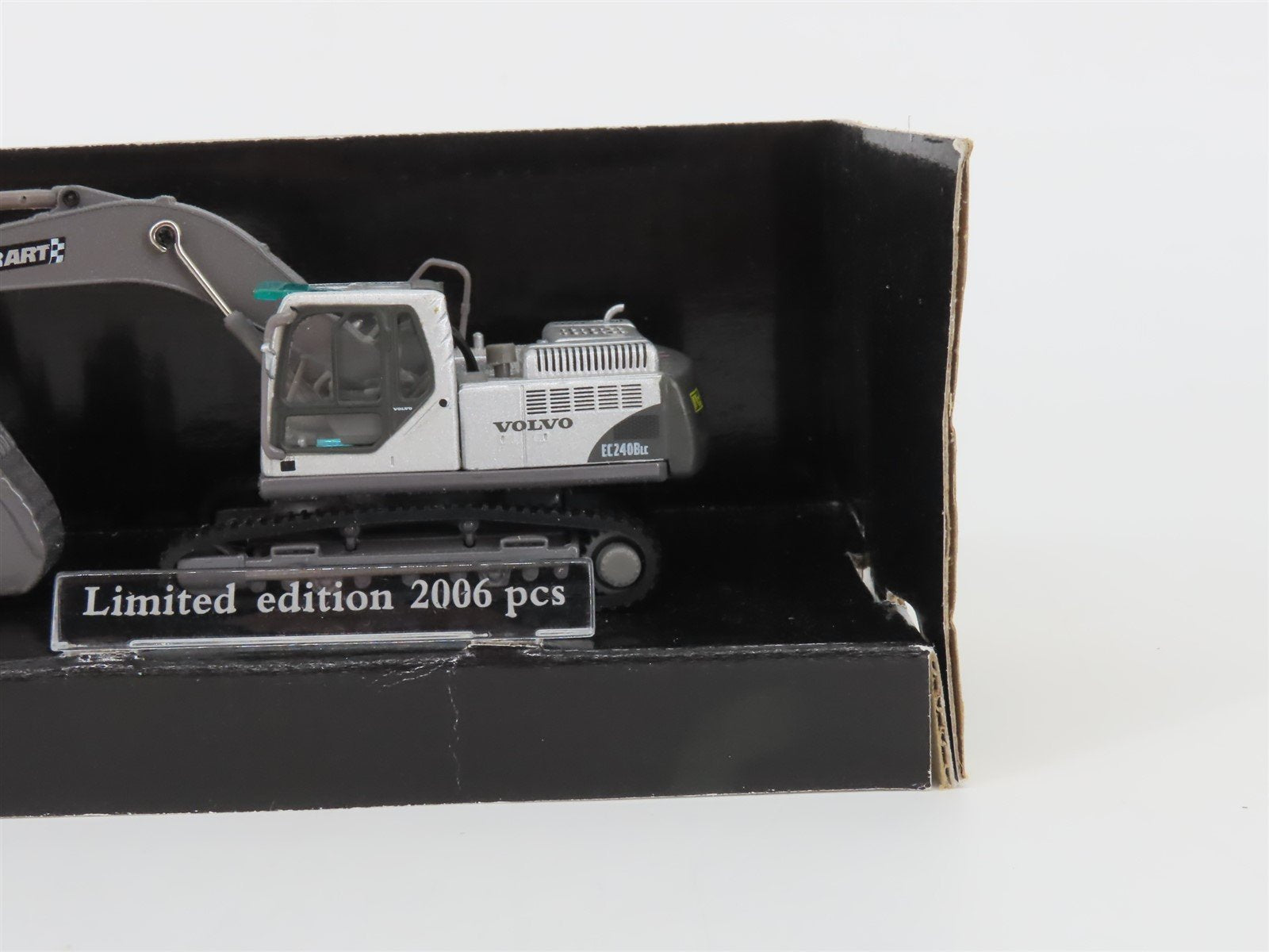 HO 1/87 Scale MotorArt 13340 Die-Cast MotorArt Volvo EC240BLC Excavator