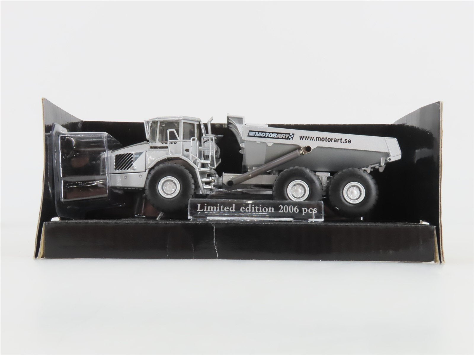 1/43 Scale MotorArt 13145 Die-Cast MotorArt A40D Dump Truck