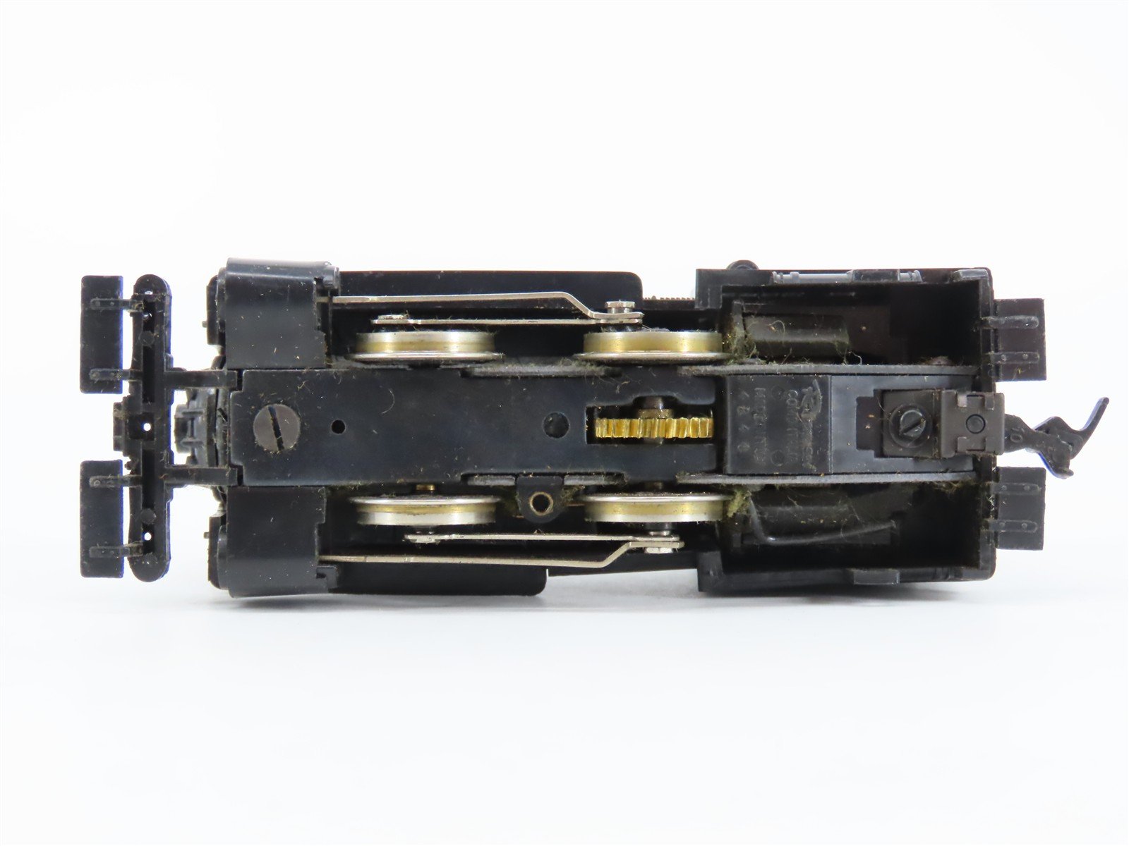 HO Scale Rivarossi Undecorated 0-4-0ST Saddle Tank Steam Locomotive