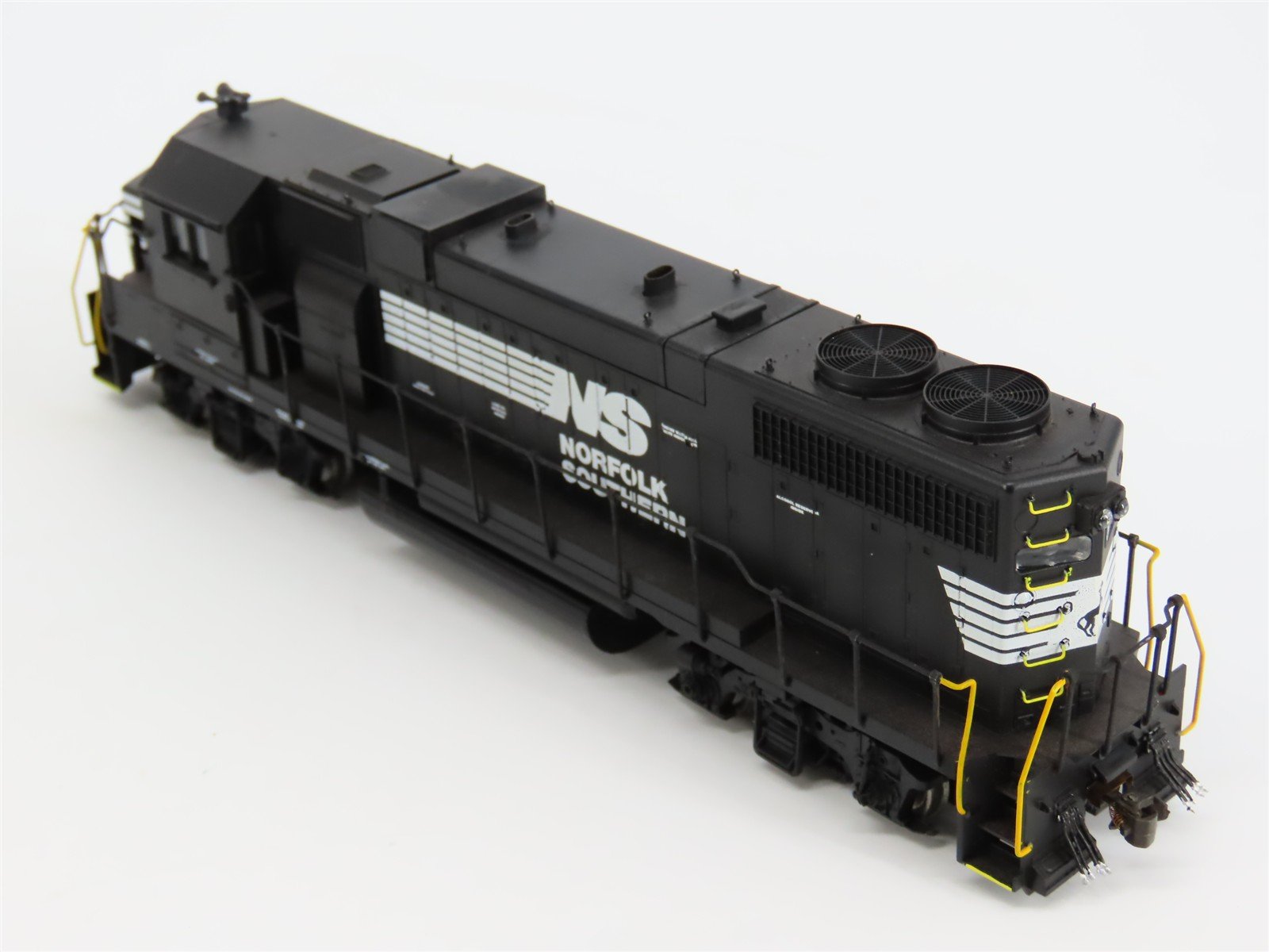 HO Scale Athearn NS Norfolk Southern EMD GP38-2 Diesel Locomotive No#