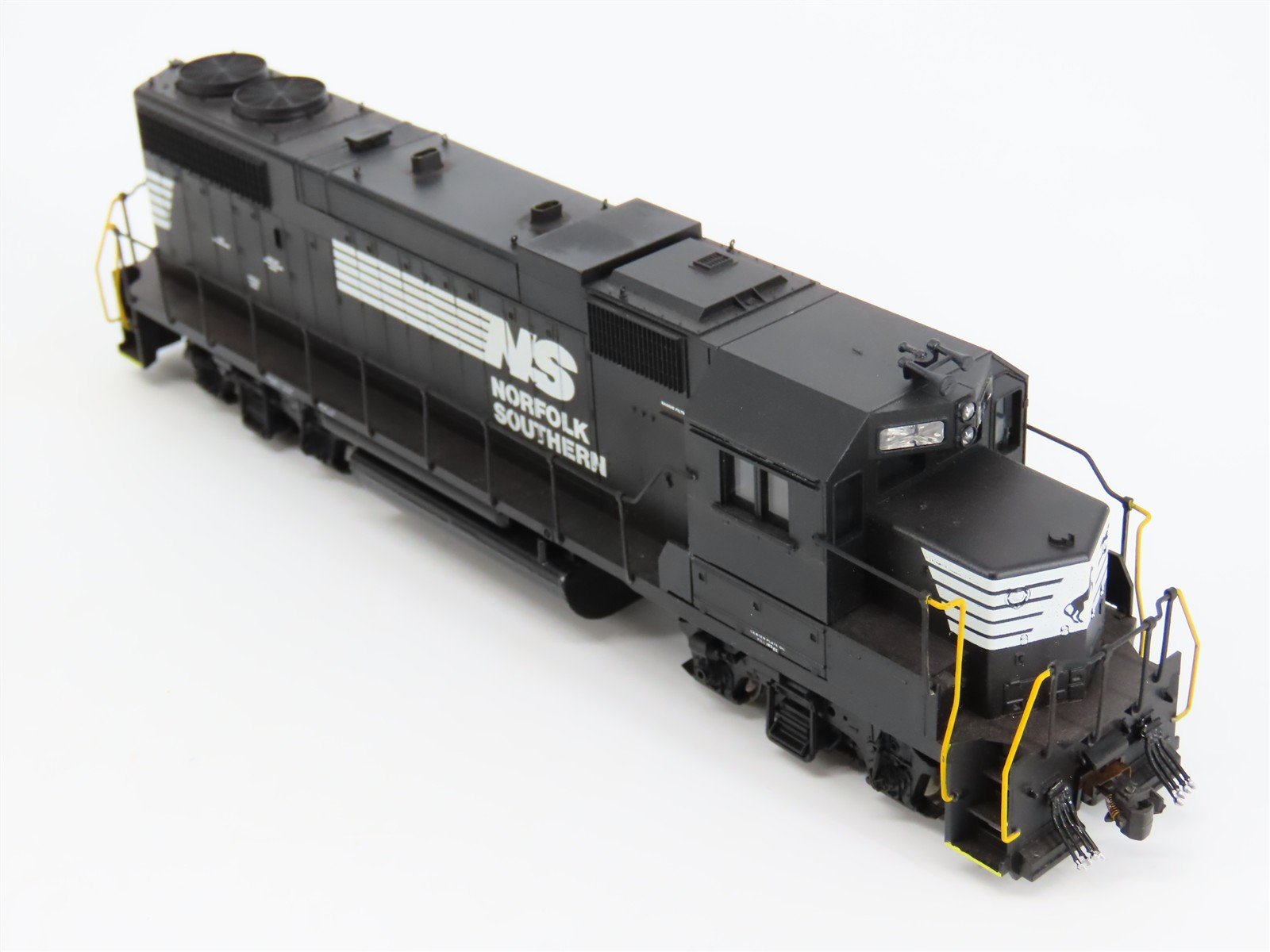 HO Scale Athearn NS Norfolk Southern EMD GP38-2 Diesel Locomotive No#