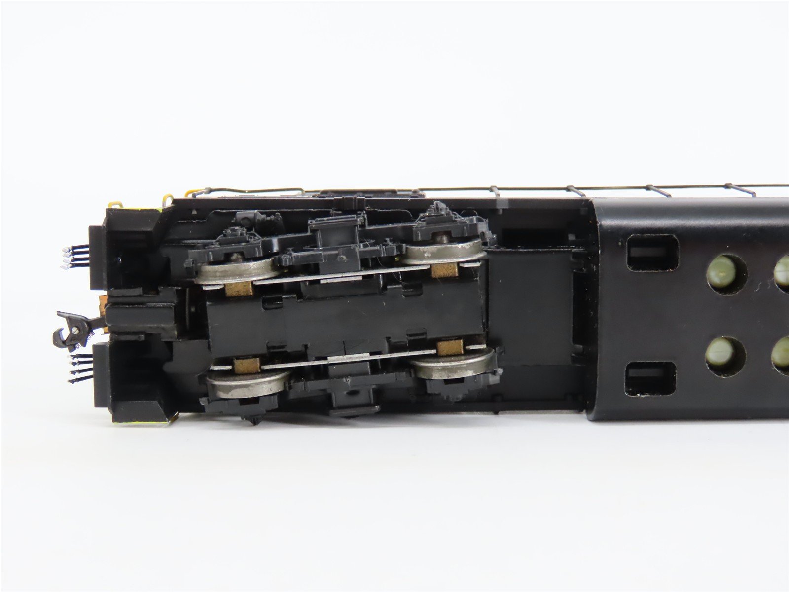 HO Scale Athearn NS Norfolk Southern EMD GP38-2 Diesel Locomotive No#