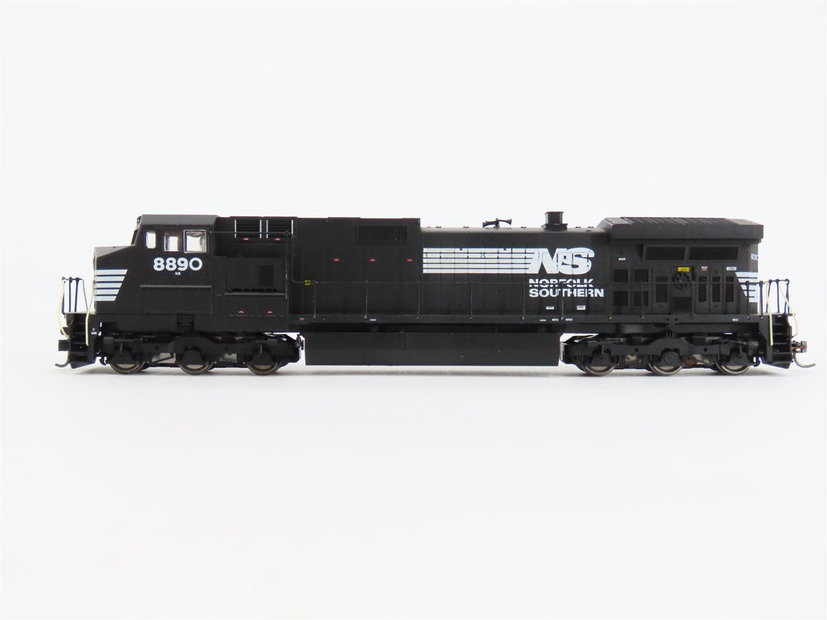 HO Scale Athearn NS Norfolk Southern C44-9W Diesel Locomotive #8890