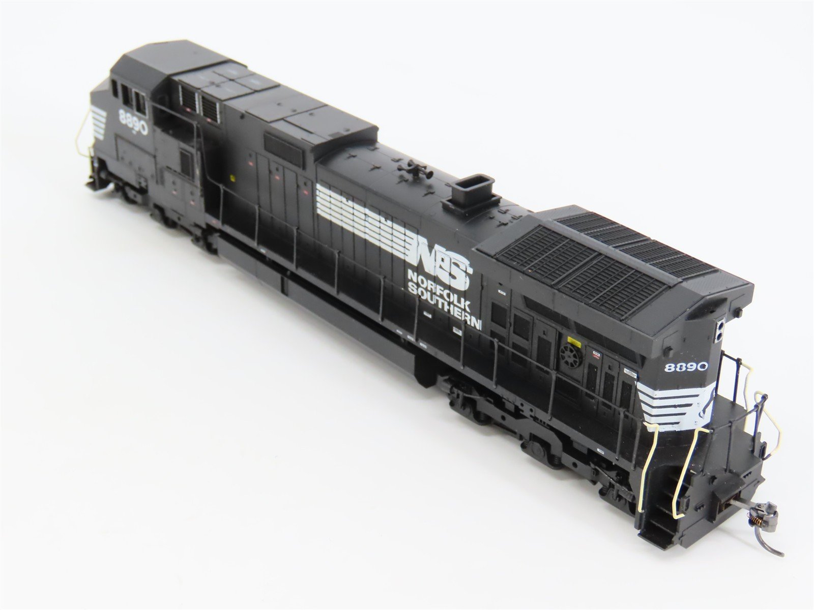 HO Scale Athearn NS Norfolk Southern C44-9W Diesel Locomotive #8890