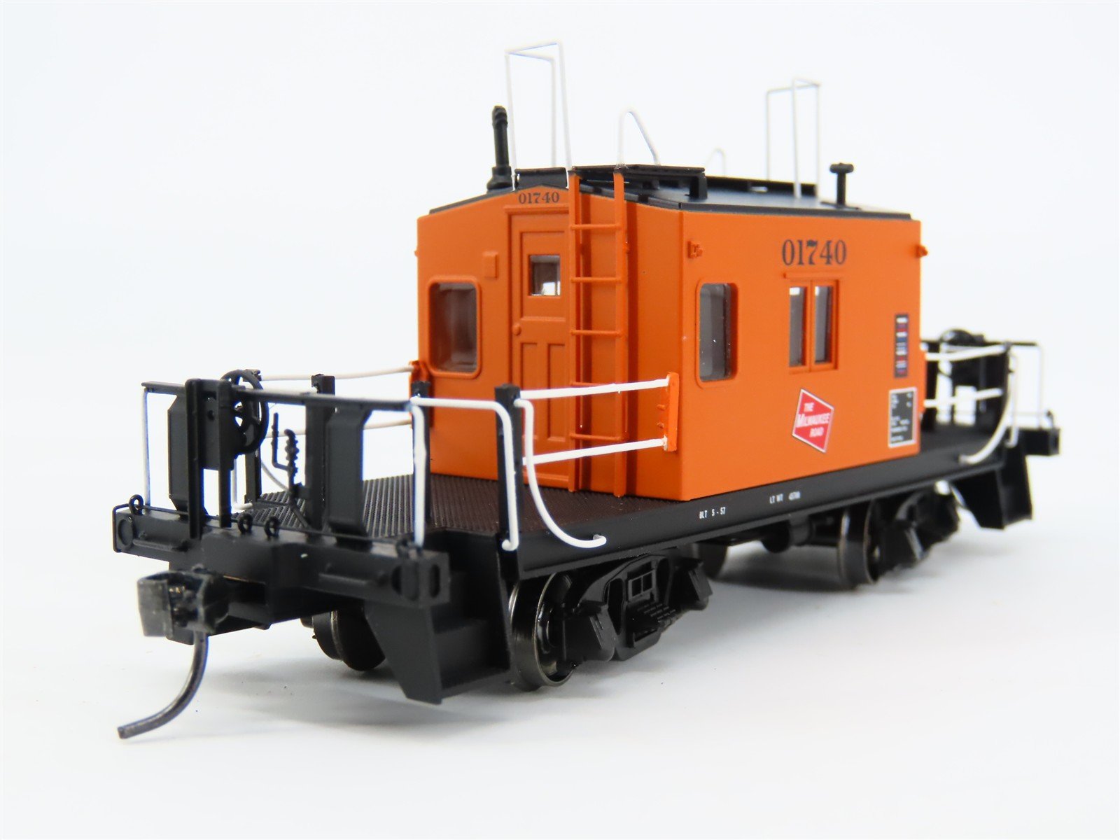 HO Scale Fox Valley FVM 31153 MILW Milwaukee Road Transfer Caboose #01740