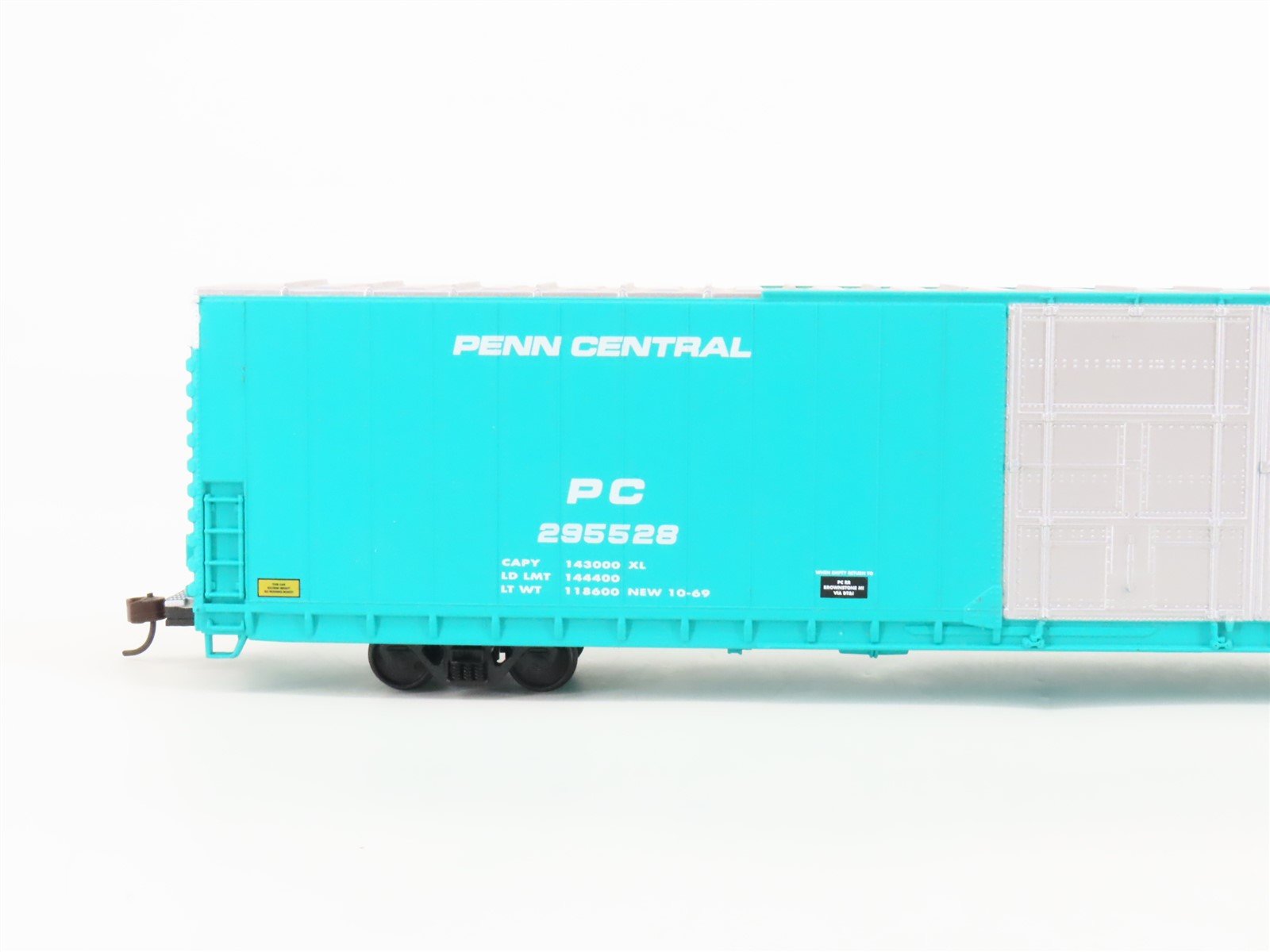 HO Scale Walthers PC Penn Central 86' Hi-Cube Double Plug Door Box Car #295528