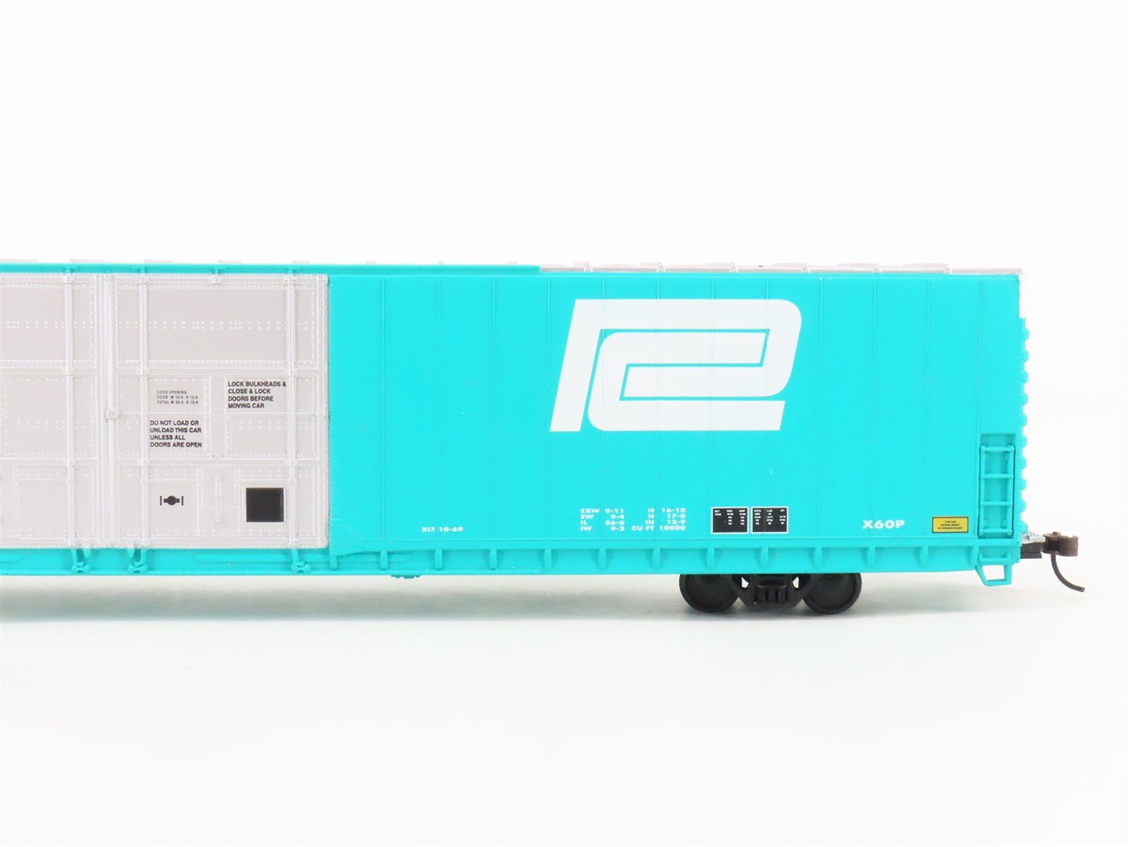 HO Scale Walthers PC Penn Central 86' Hi-Cube Double Plug Door Box Car #295528