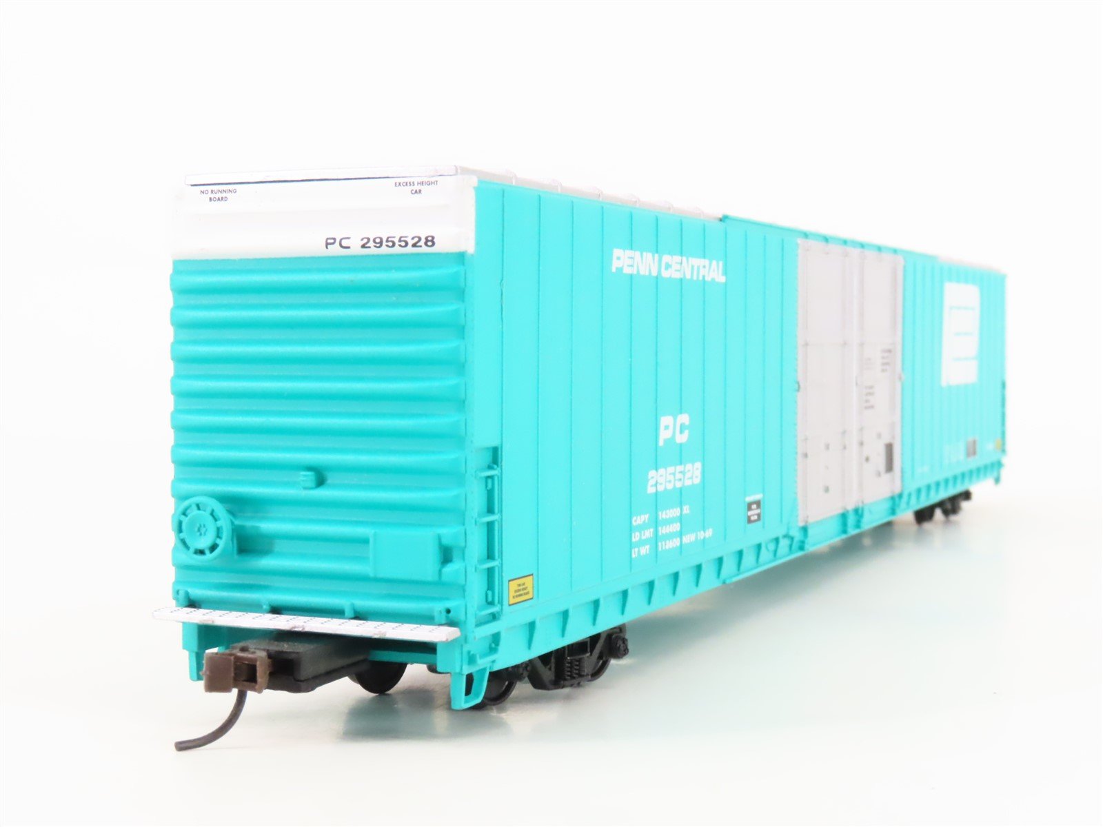 HO Scale Walthers PC Penn Central 86' Hi-Cube Double Plug Door Box Car #295528