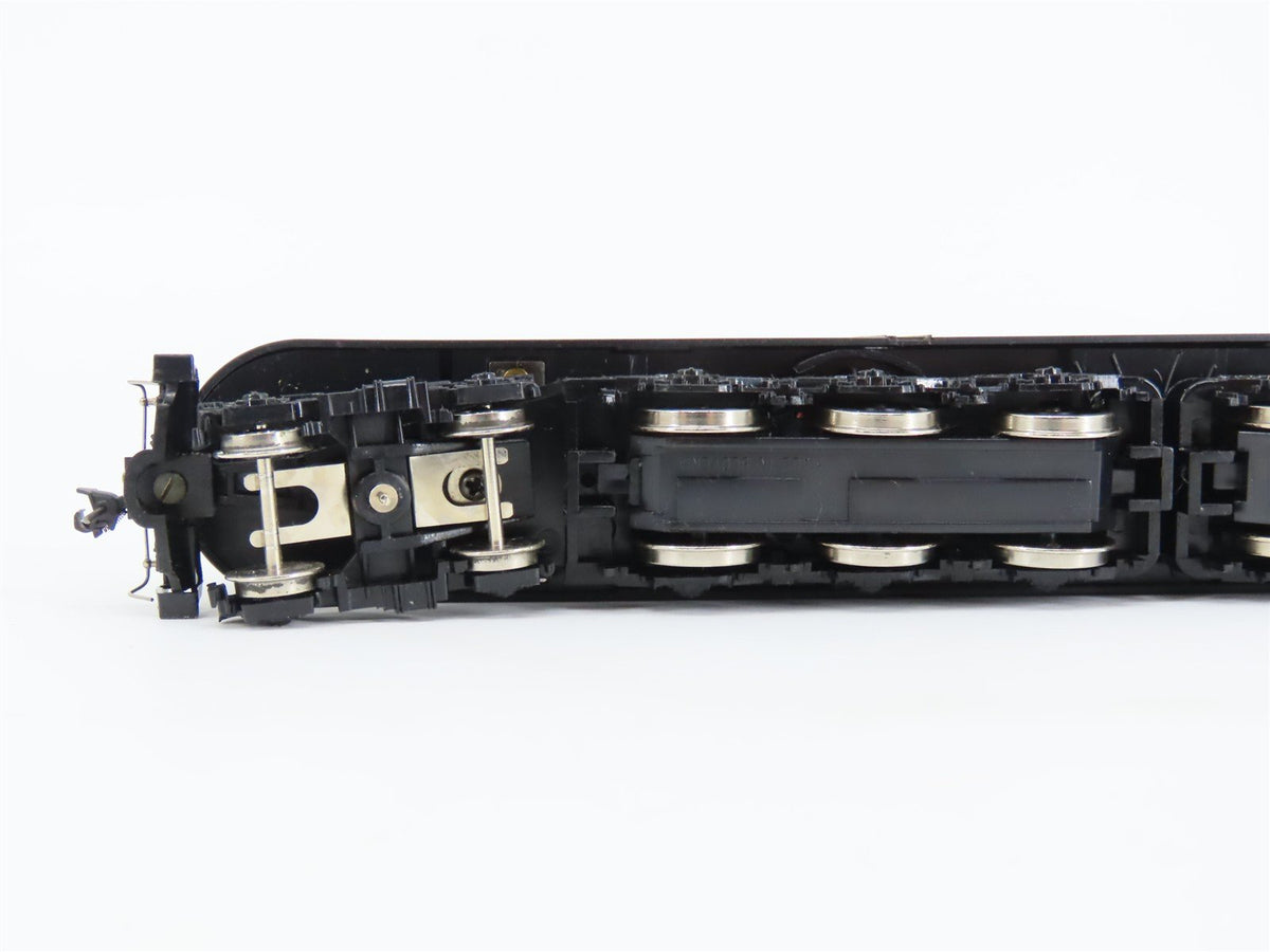 HO Scale AHM PRR Pennsylvania GG1 Electric Locomotive #4843