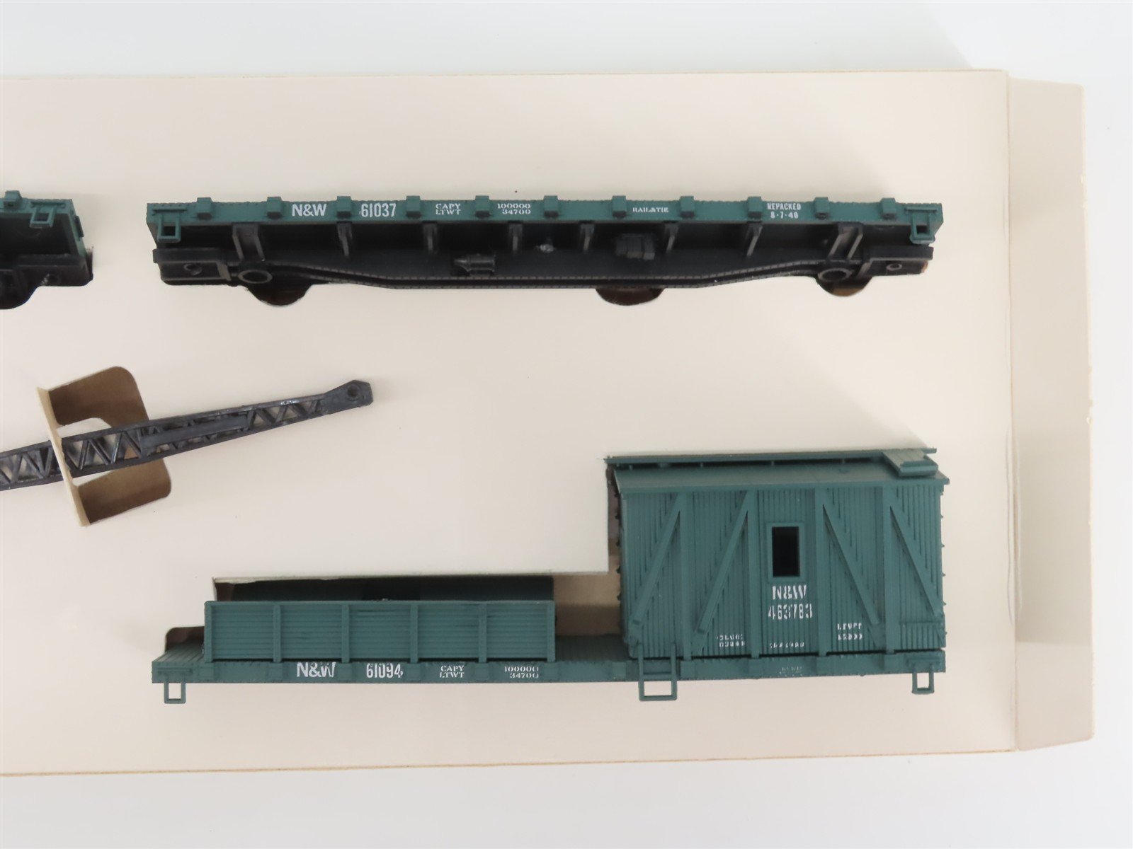 HO Train Miniature Kit #8736 N&W Norfolk & Western MofW Wrecking Crane 4-Car Set