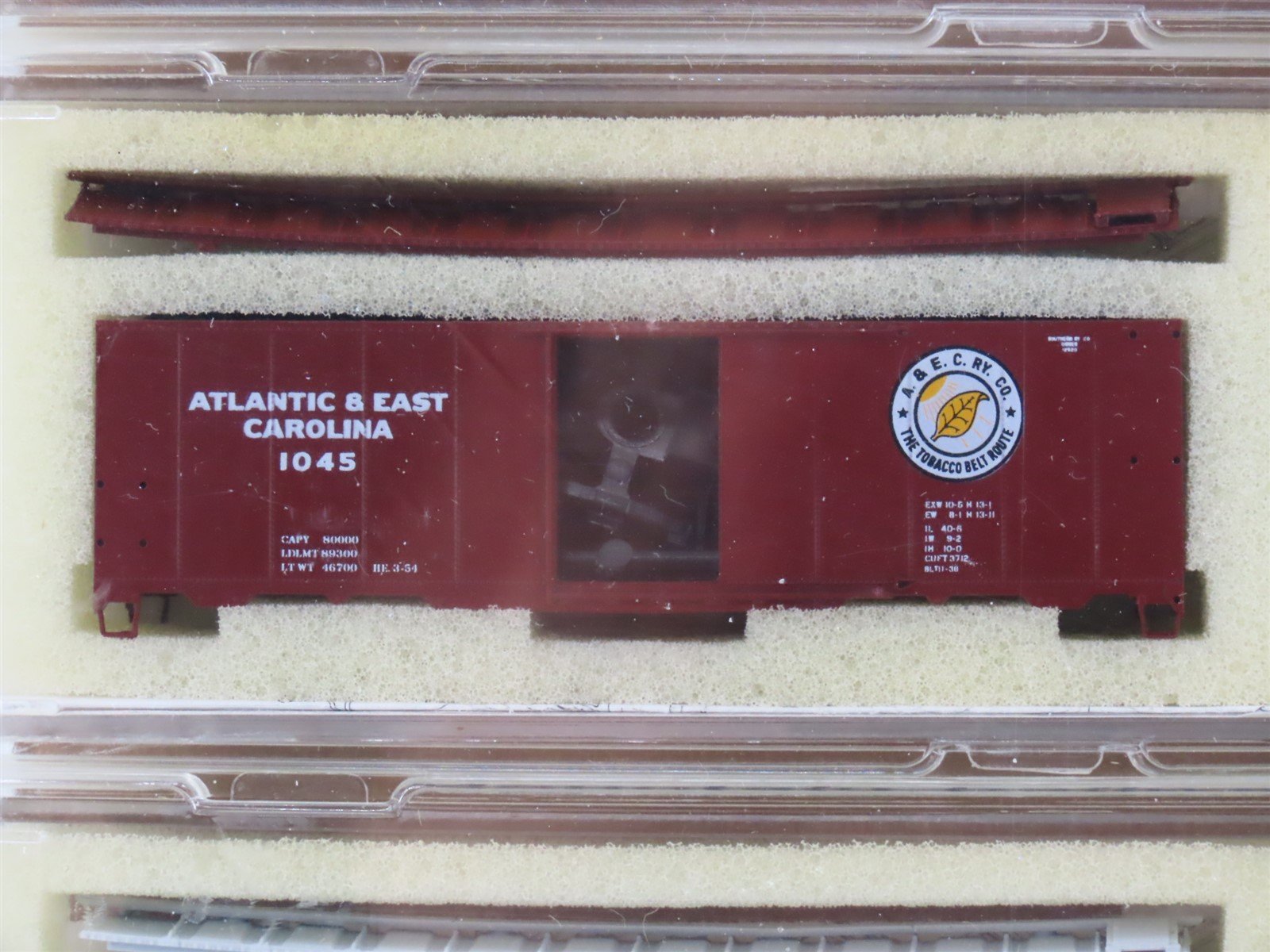 N InterMountain Kits CNJ, NWX, NADX, D&RGW, CIL, AEC & ERIE 40' Box Cars 12-Pack