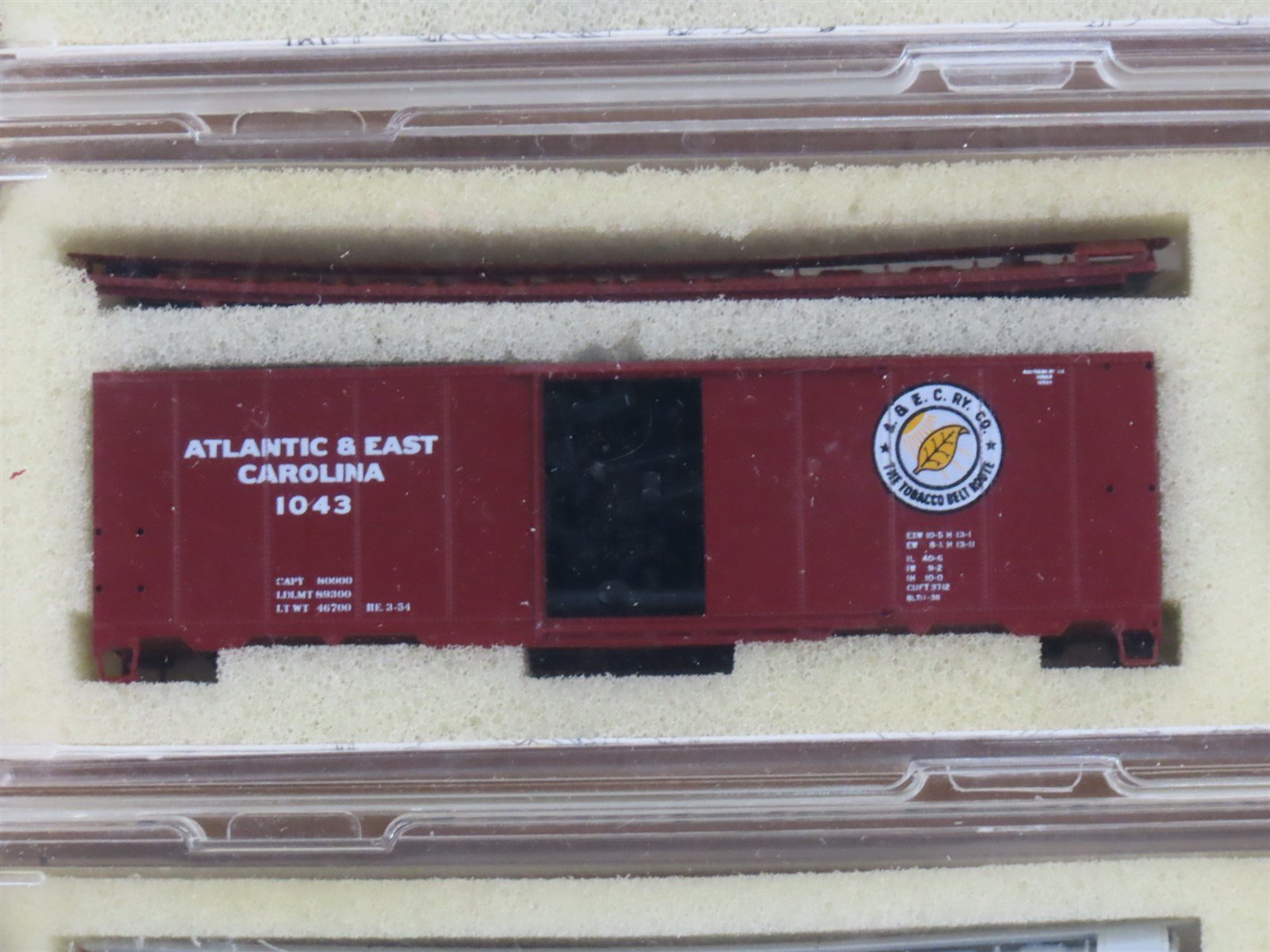 N InterMountain Kits CNJ, NWX, NADX, D&RGW, CIL, AEC & ERIE 40' Box Cars 12-Pack