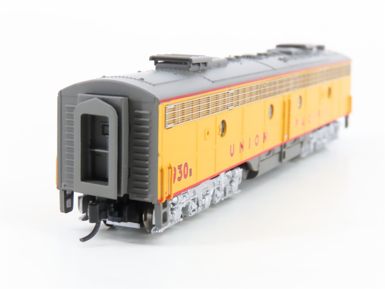 N Scale Broadway Limited BLI 513 UP Union Pacific E8B Diesel #930B - Paragon2