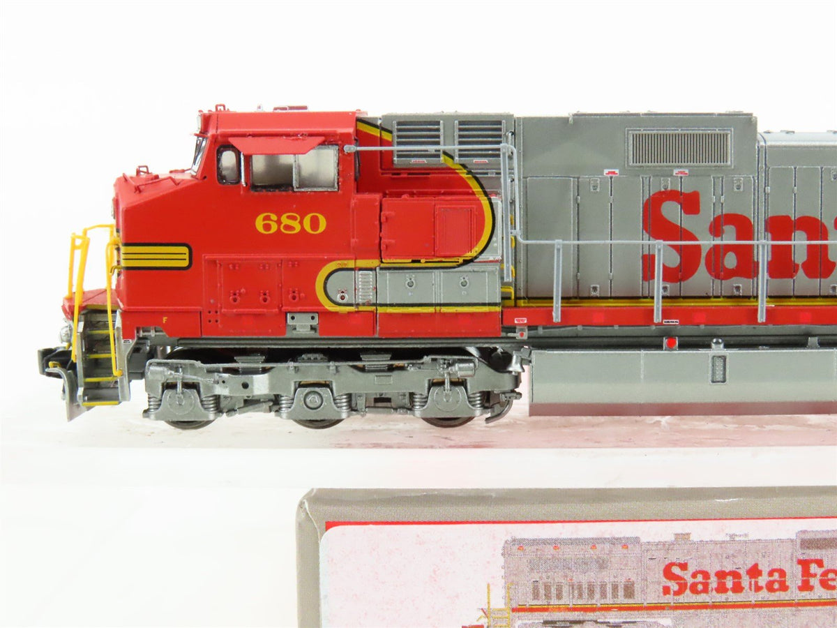 N Scaletrains SXT31468 ATSF &quot;Warbonnet&quot; GE C44-9W Diesel #680 w/ DCC &amp; Sound
