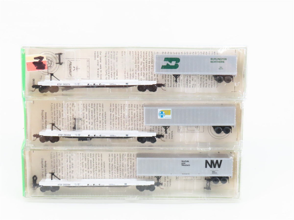 N Kadee Micro-Trains MTL 64012 ATSF 57&#39; TOFC Flat Cars 3-Pack w/Trailers -SEALED