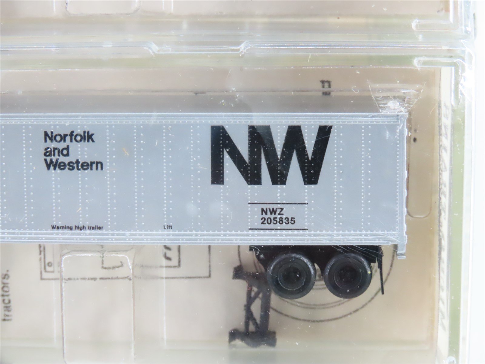 N Kadee Micro-Trains MTL 64012 ATSF 57' TOFC Flat Cars 3-Pack w/Trailers -SEALED