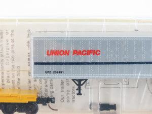N Kadee Micro-Trains MTL 64022 CNW 57' TOFC Flat Cars 3-Pack w/Trailers - SEALED