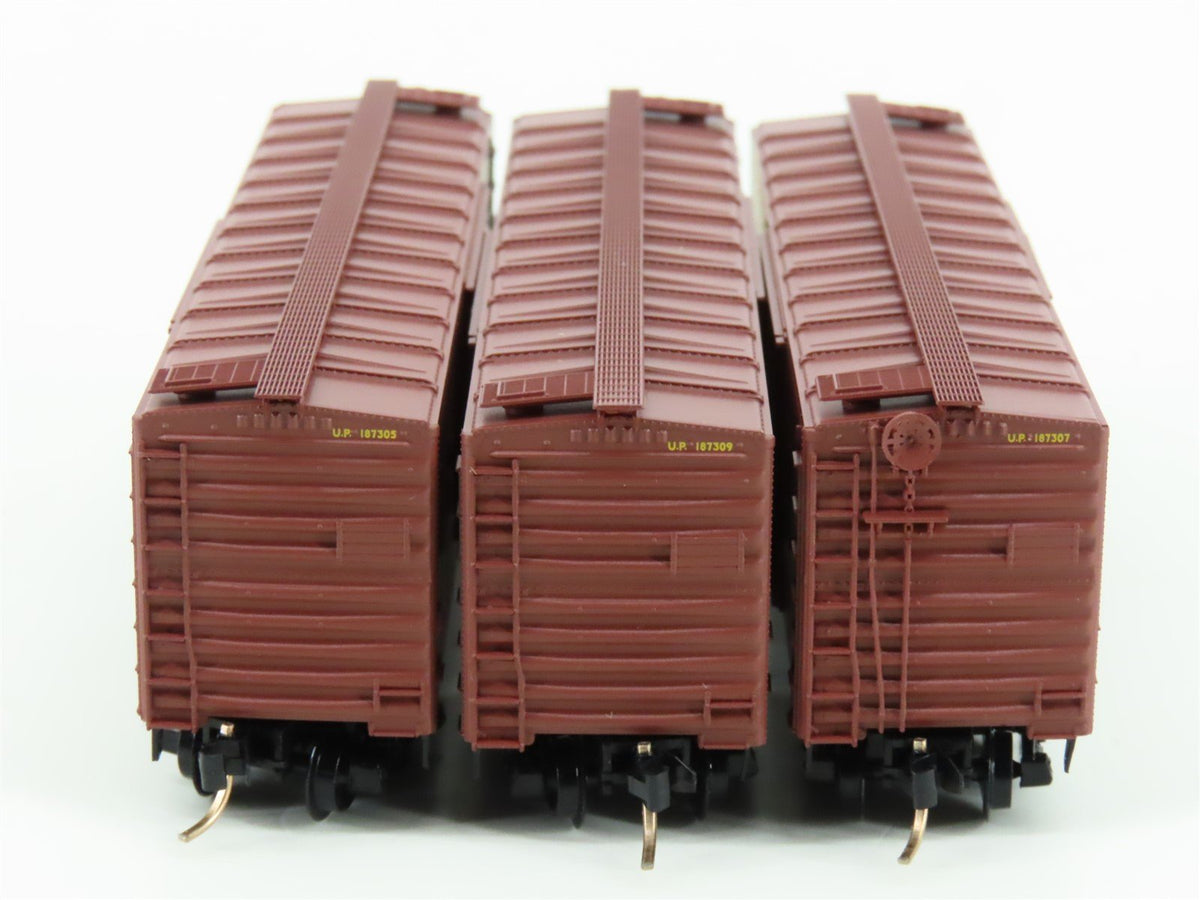 N Scale Micro-Trains MTL 20286-2 UP Union Pacific 40&#39; Box Cars 3-Pack