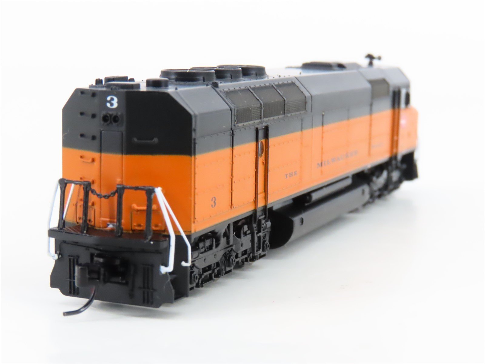 N Scale Athearn 16879 MILW Milwaukee Road EMD FP45 Diesel #3 w/ DCC & Sound