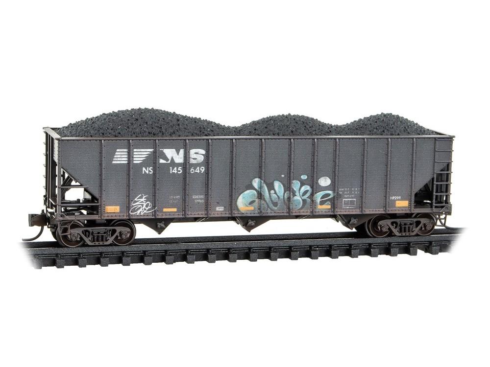 N Scale Micro-Trains MTL 98305104 NS 3-Bay Hoppers 3-Pack w/ Load &amp; Graffiti