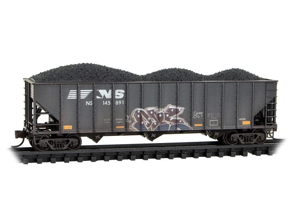 N Scale Micro-Trains MTL 98305104 NS 3-Bay Hoppers 3-Pack w/ Load & Graffiti