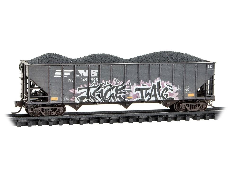 N Scale Micro-Trains MTL 98305104 NS 3-Bay Hoppers 3-Pack w/ Load &amp; Graffiti