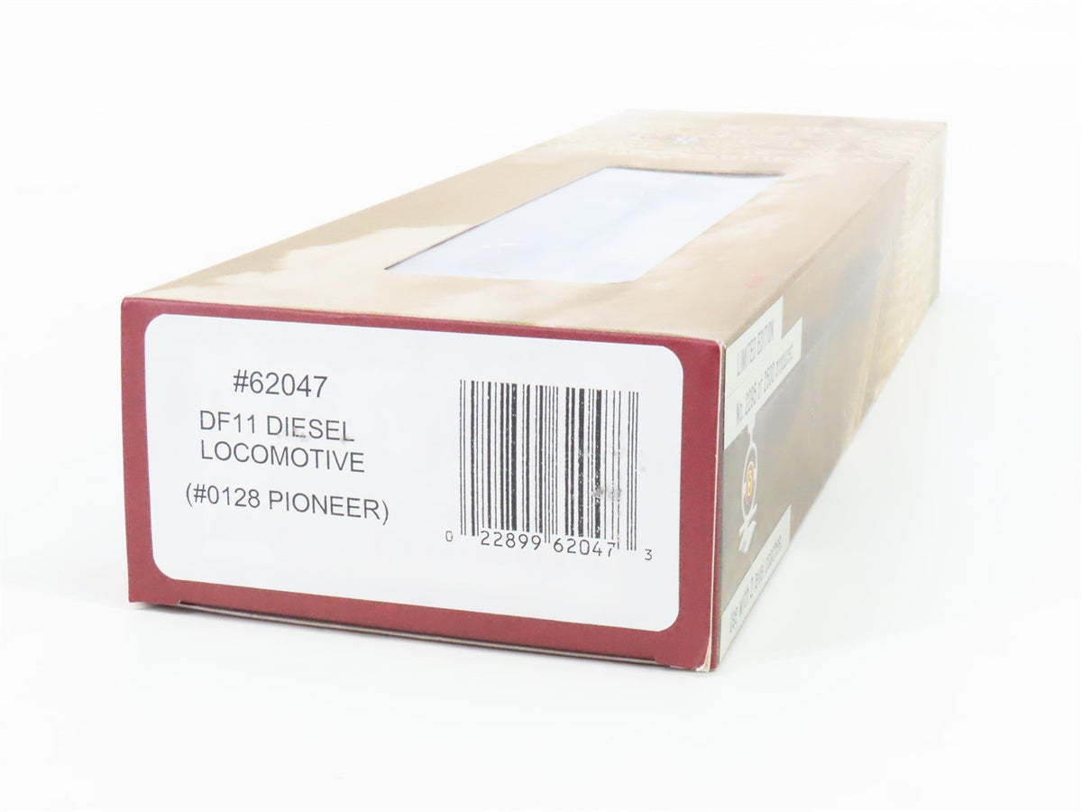 HO Scale Bachmann 62047 CR China Railway DF11 Diesel #0128 &quot;Pioneer&quot; - DCC Ready