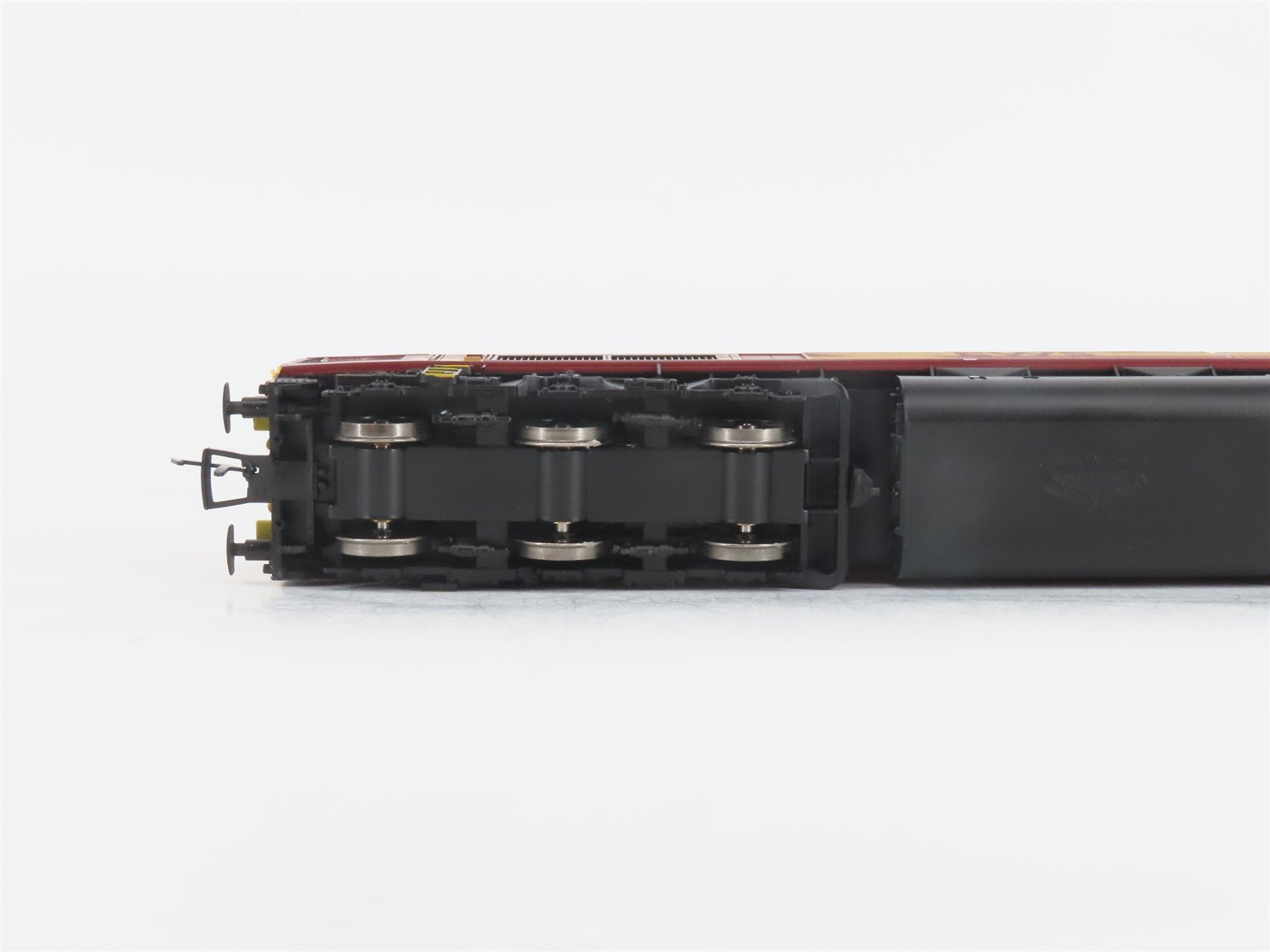 OO Bachmann Branchline 32-725 EWS Railway Class 66 Diesel #66135 - DCC Ready