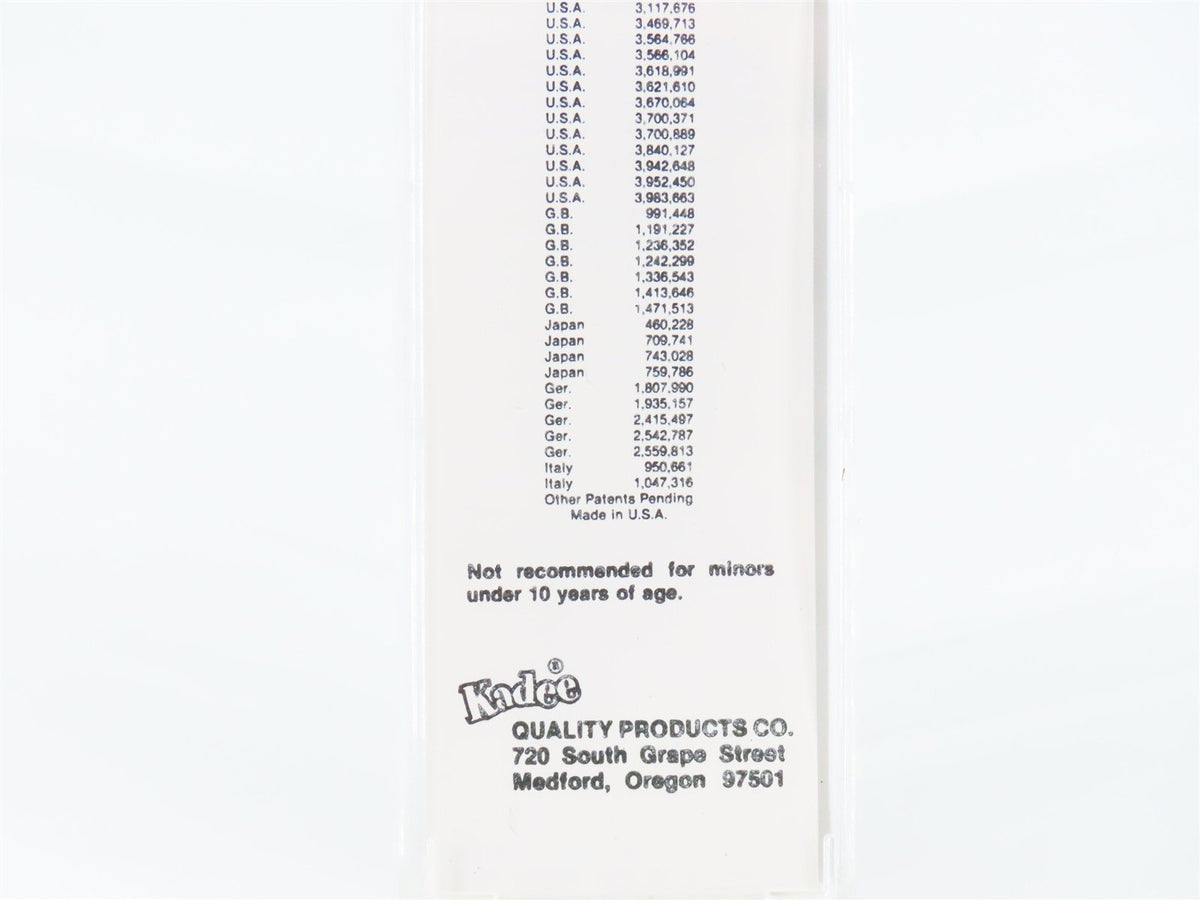 Z Scale Kadee Micro-Trains MTL 13501-2 NP Northern Pacific 50&#39; Box Car #31468