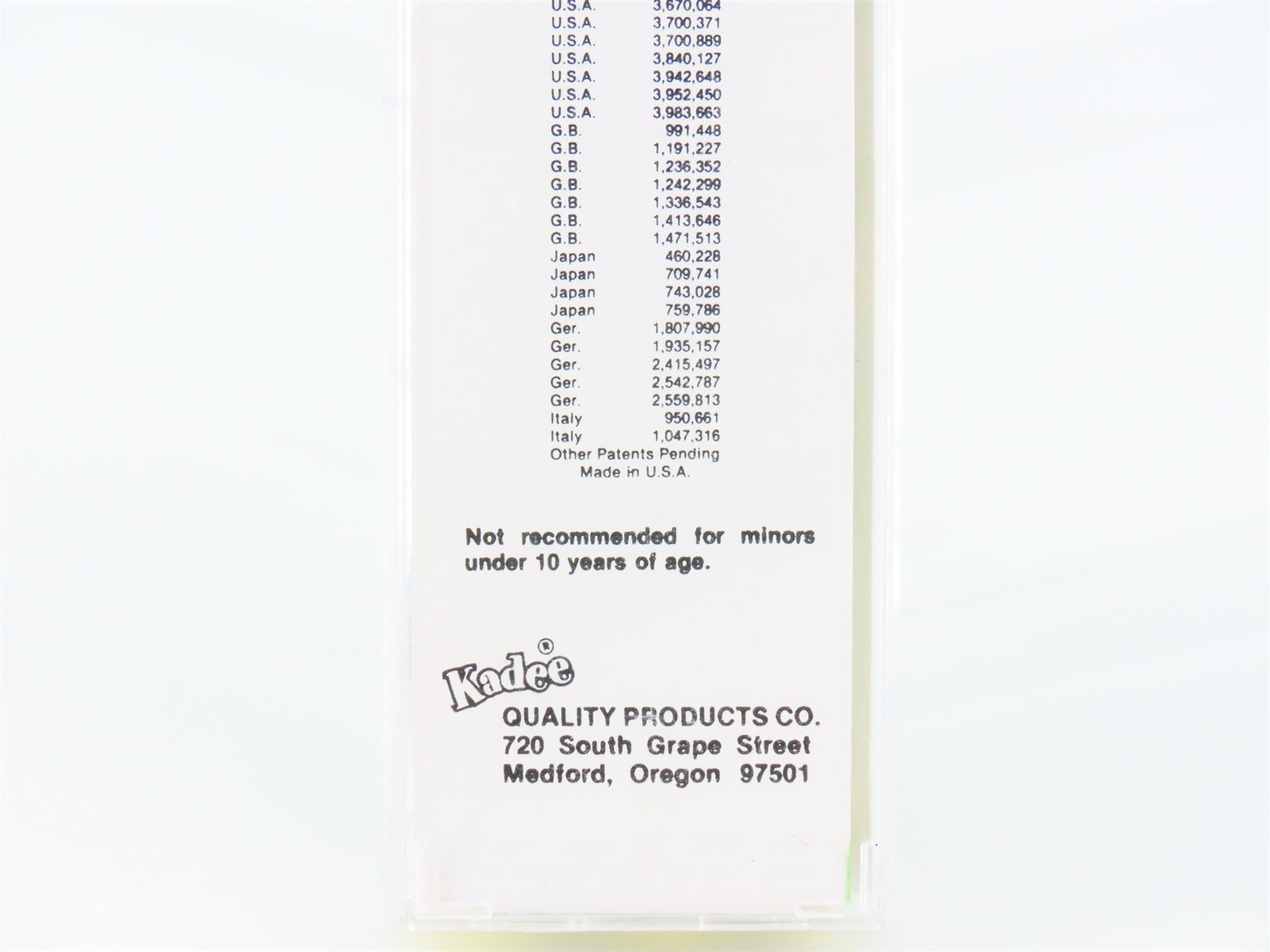 Z Scale Kadee Micro-Trains MTL 13501-2 NP Northern Pacific 50' Box Car #31468