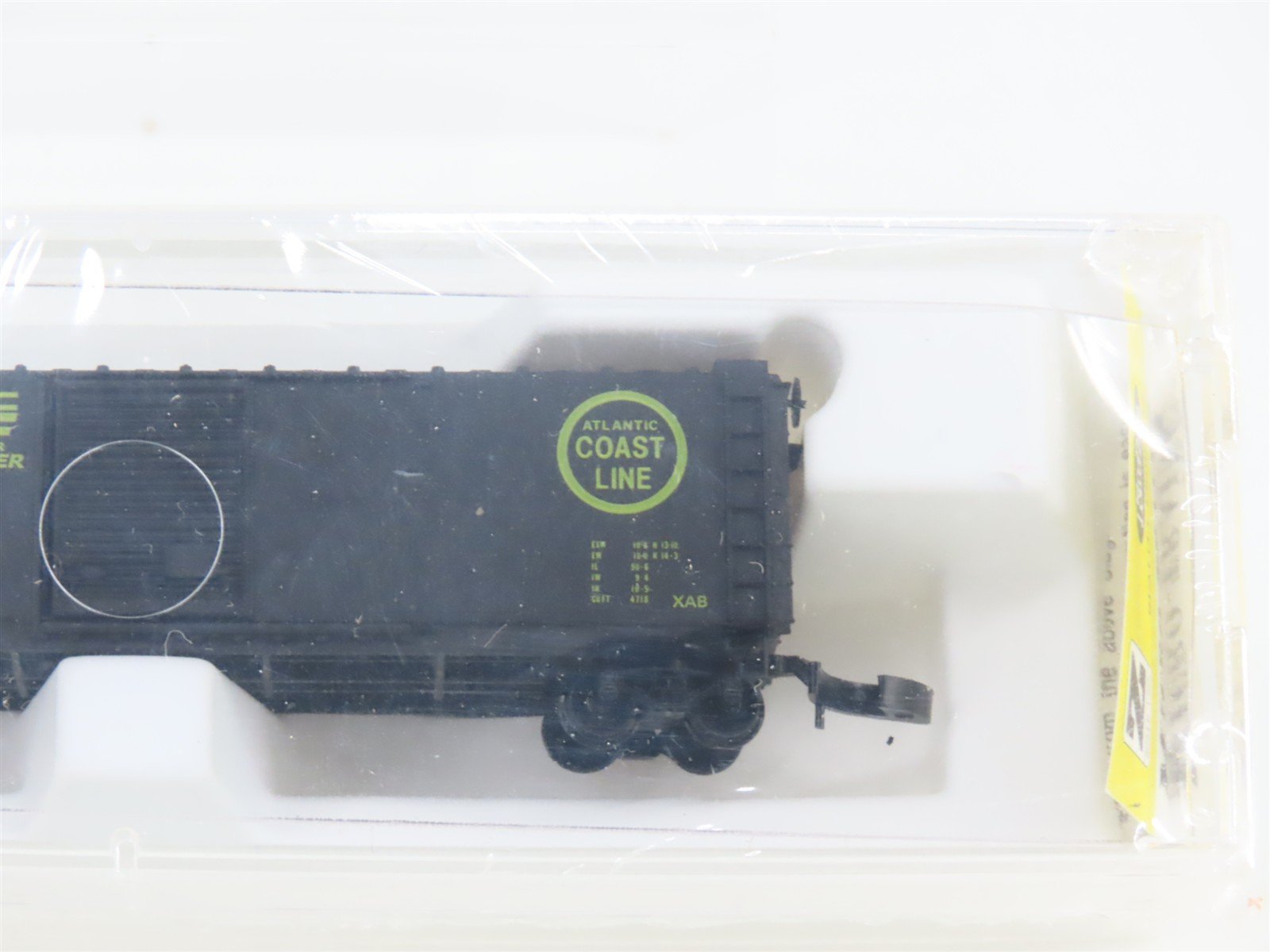 Z Scale Kadee Micro-Trains MTL 13508 ACL Atlantic Coast Line 50' Box Car #31598
